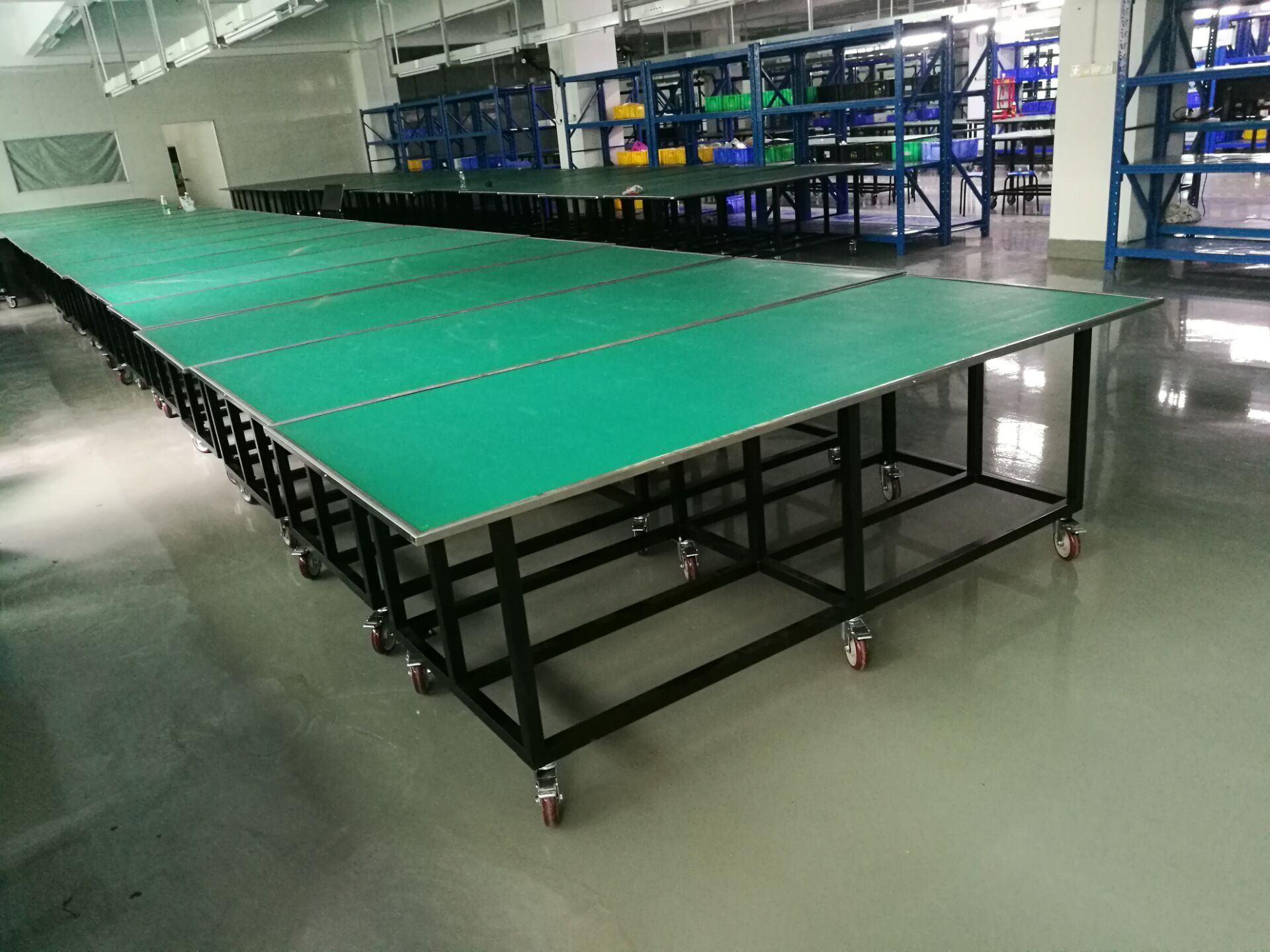 移動(dòng)工作臺(tái)